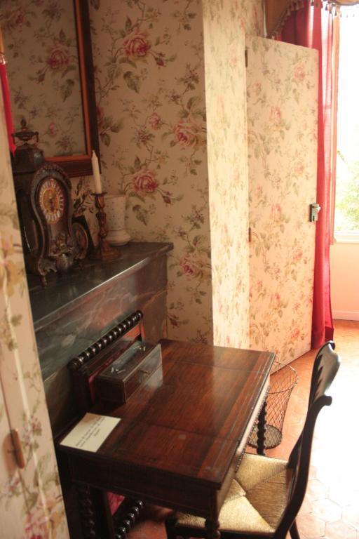 Chateau De Saint Martin Taradeau Habitación foto
